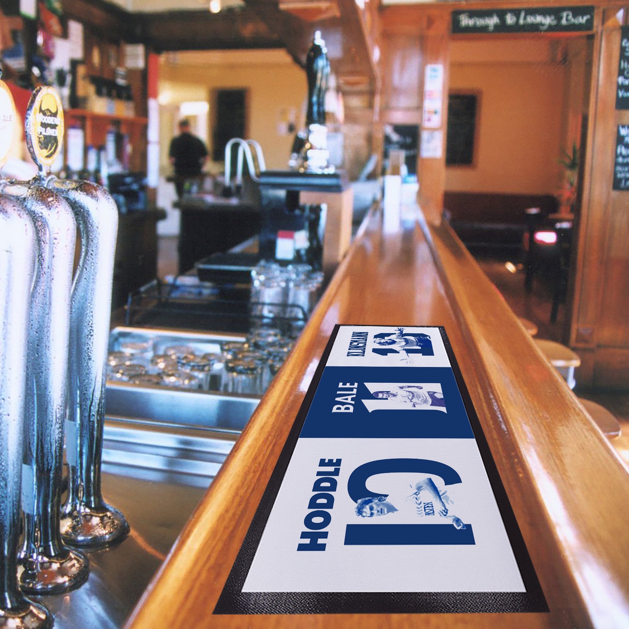 Totts Legends - Bar Runner