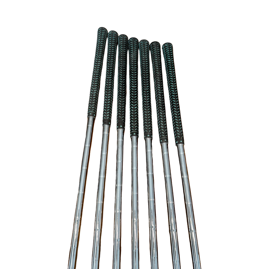 Cobra Pro CB Iron Set 4-PW Stiff Flex Free Next Day Delivery & Golf Tees Included