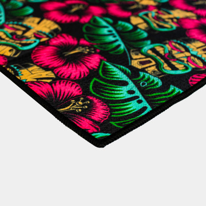 Tiki Tap-in Magnetic Golf Towel